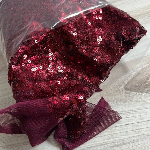 Fabric by the Yard Remnant Burgundy Red Sequin Mesh Fabric - Picture 4 of 4